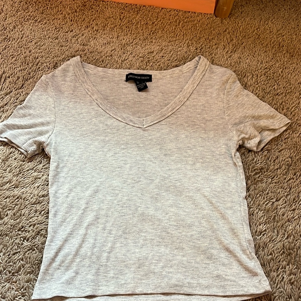 Small grey top